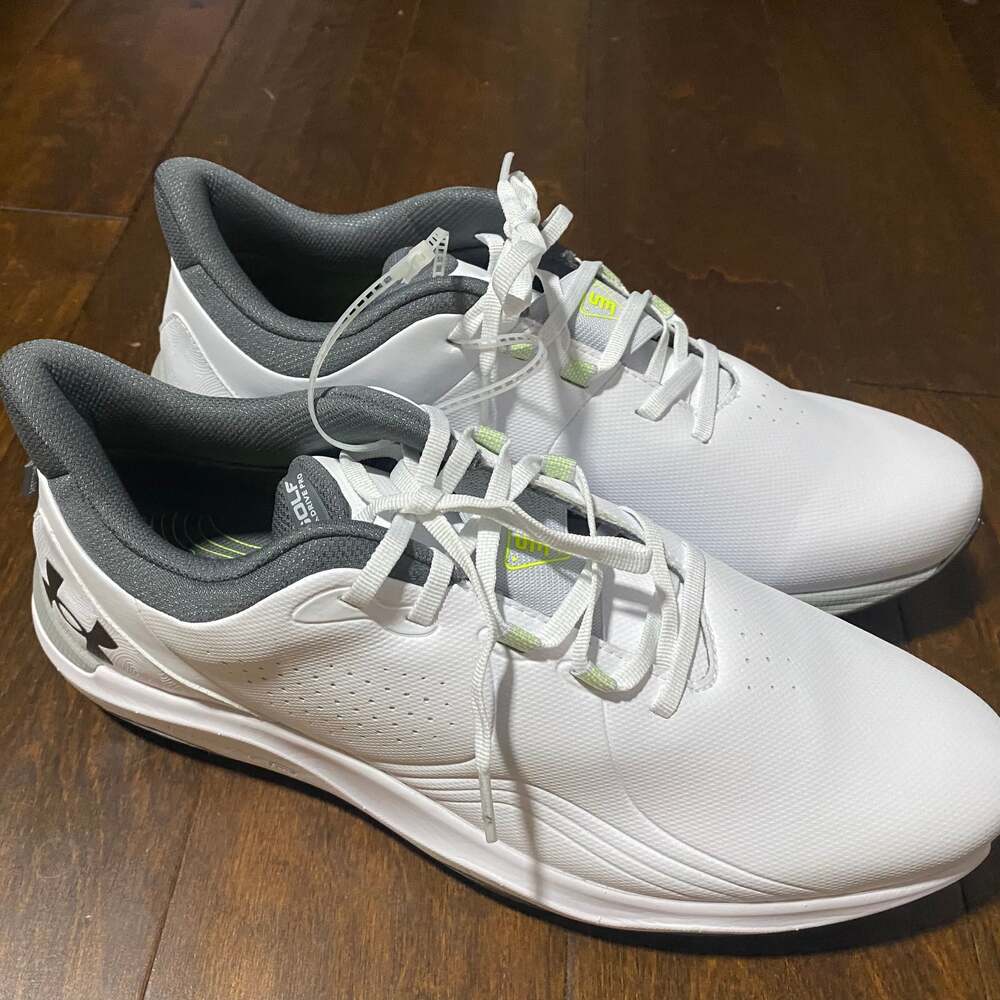 Under Armor Golf Drive Pro Shoes Size 9 NEW